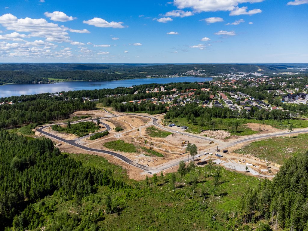 Flygbild över det nya bostadsområdet Bergsäter i sydöstra delen av Ulricehamn.